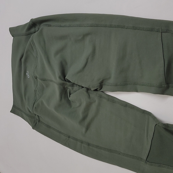 Alo Yoga High Waist Moto Legging Jungle M (one small hole) - Picture 8 of 11